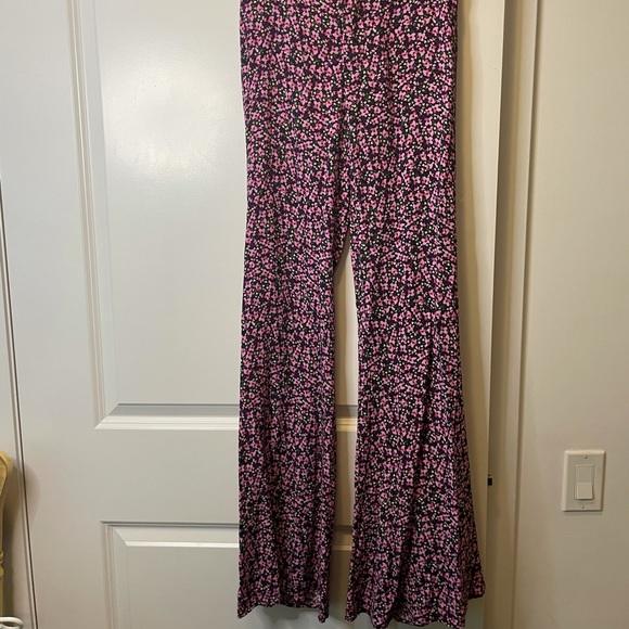 Zara floral print blouse and pants (set) - Picture 3 of 3